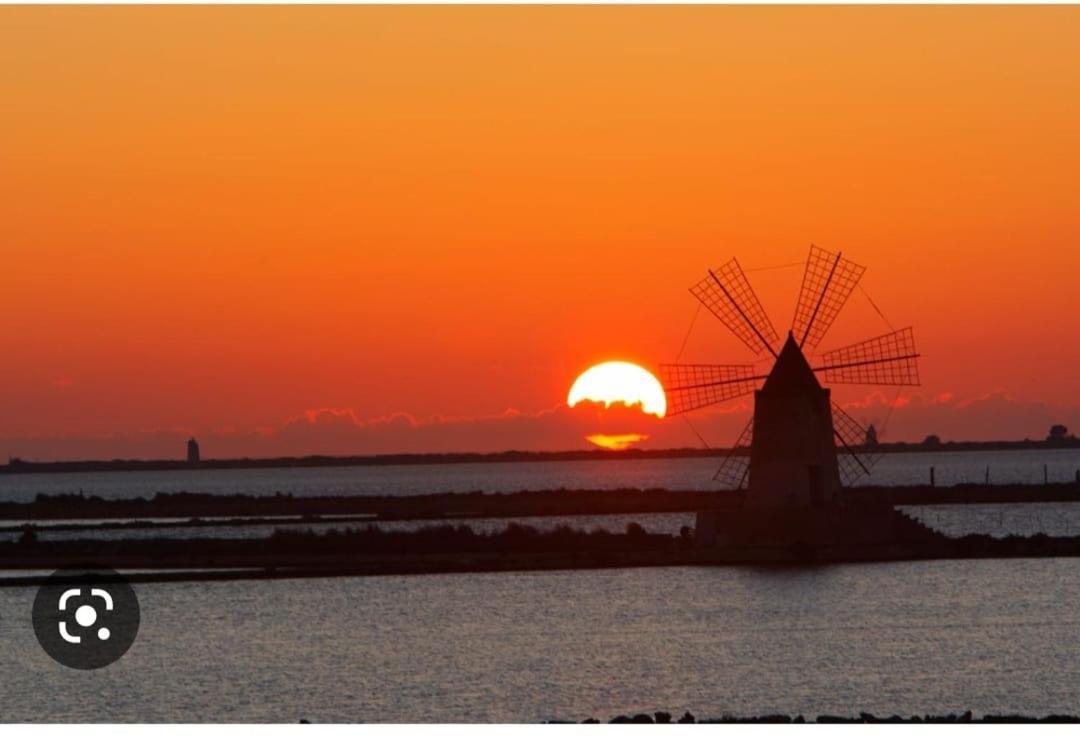 Acquamarina House Trapani Apartment ภายนอก รูปภาพ